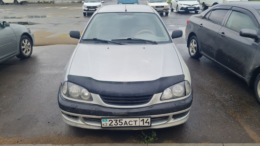 Продам тоету Авенсис цена без торга, читать внимательно