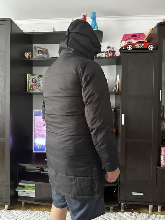 Продам зимнюю куртку