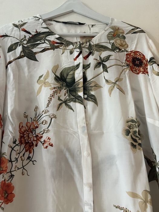 Даска риза на цветя