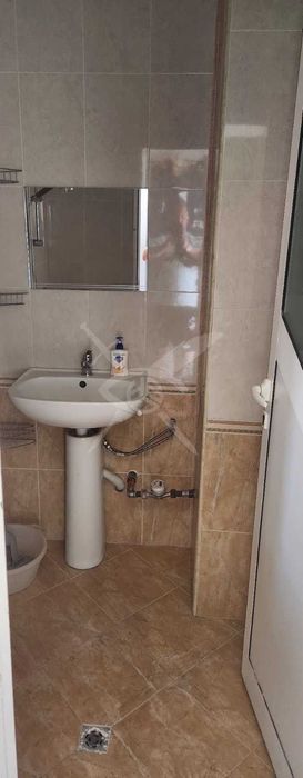 Продава се Тристаен апартамент в Бургас, Славейков - 115 кв.м за 1261 €/кв.м - Снимка #5