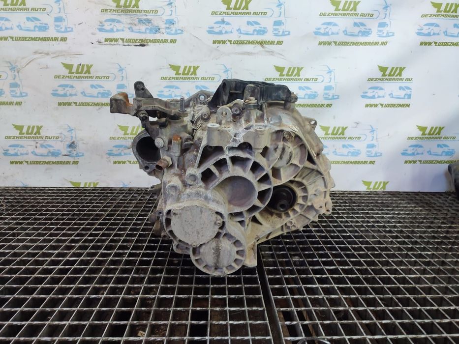 Cutie de viteze manuala 6 trepte 4x4 2.0 tdi cffb LMU Volkswagen VW T