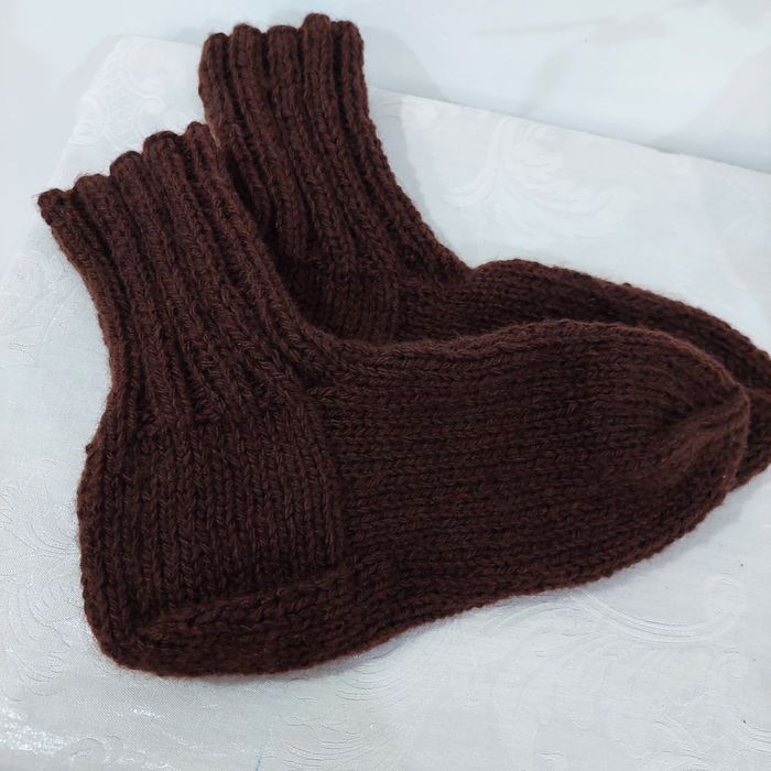 Продаю носки шерстяные,вязанные