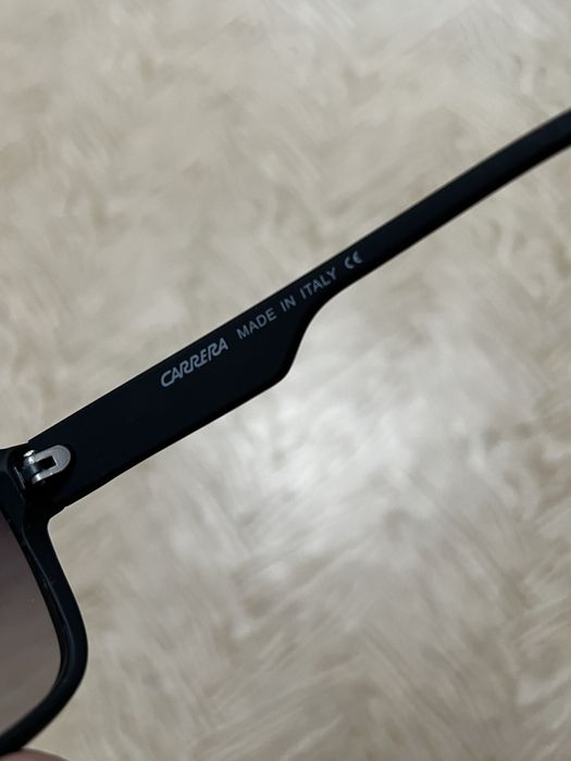 Ochelari de soare Carrera