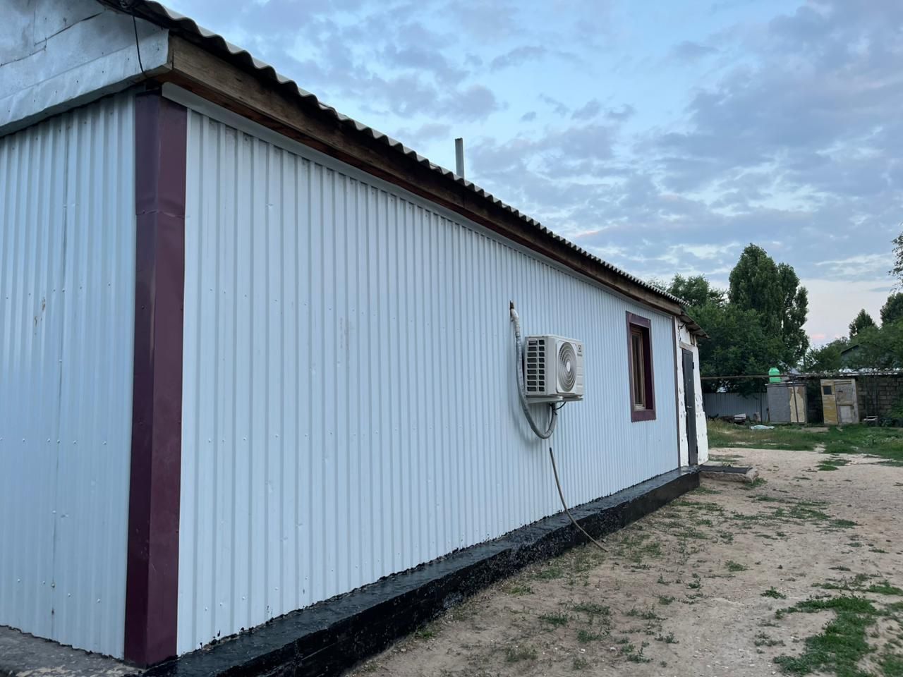 Продом дом на дачном участке