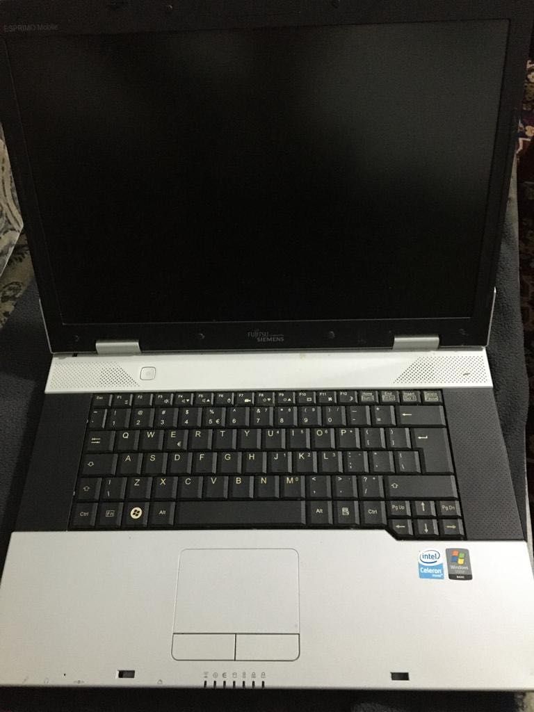 Laptop Fujitsu Siemens Esprimo Mobile V6535