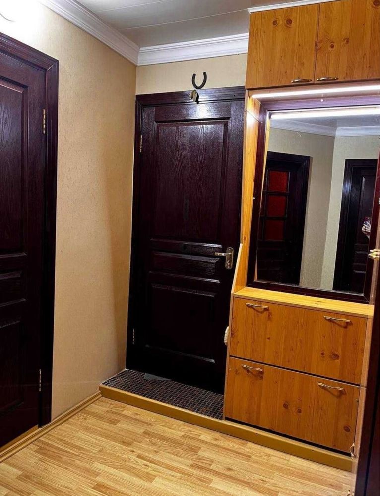 Продается‼️Чиланзар-1 кв. 3 ком. Балкон 2/6 Кирпич