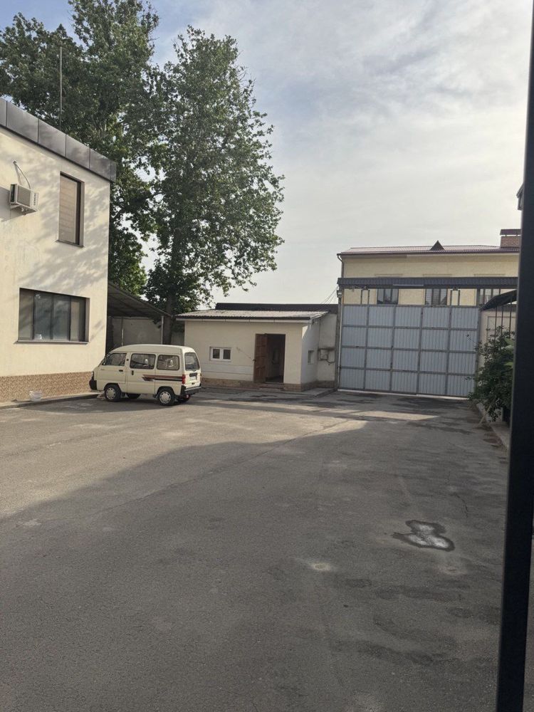 Продаётся производственное здание  . швейная фабрика,