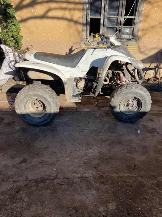 Vând quad 350 cc