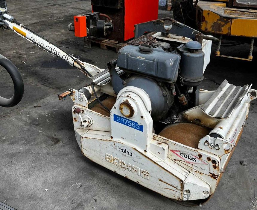 Bomag BW75-2 – Rulou compactor manual – Funcțional – 2,500 EUR net