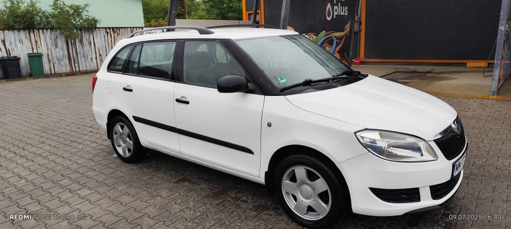 Vând Skoda Fabia