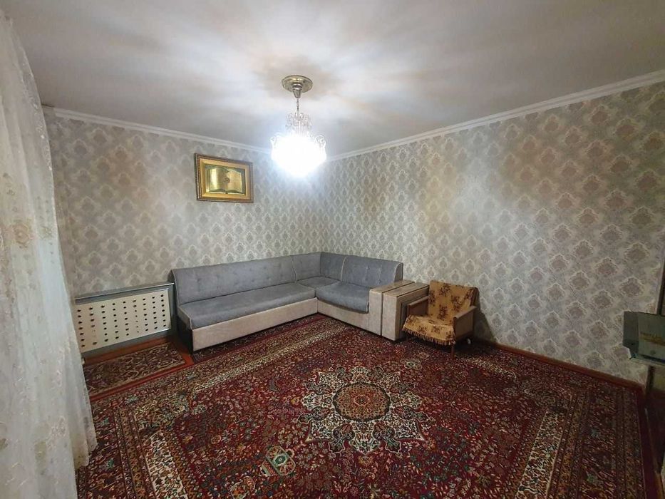 Срочно продаётся 2 комнатная квартира в 6 квартале посольство Америки