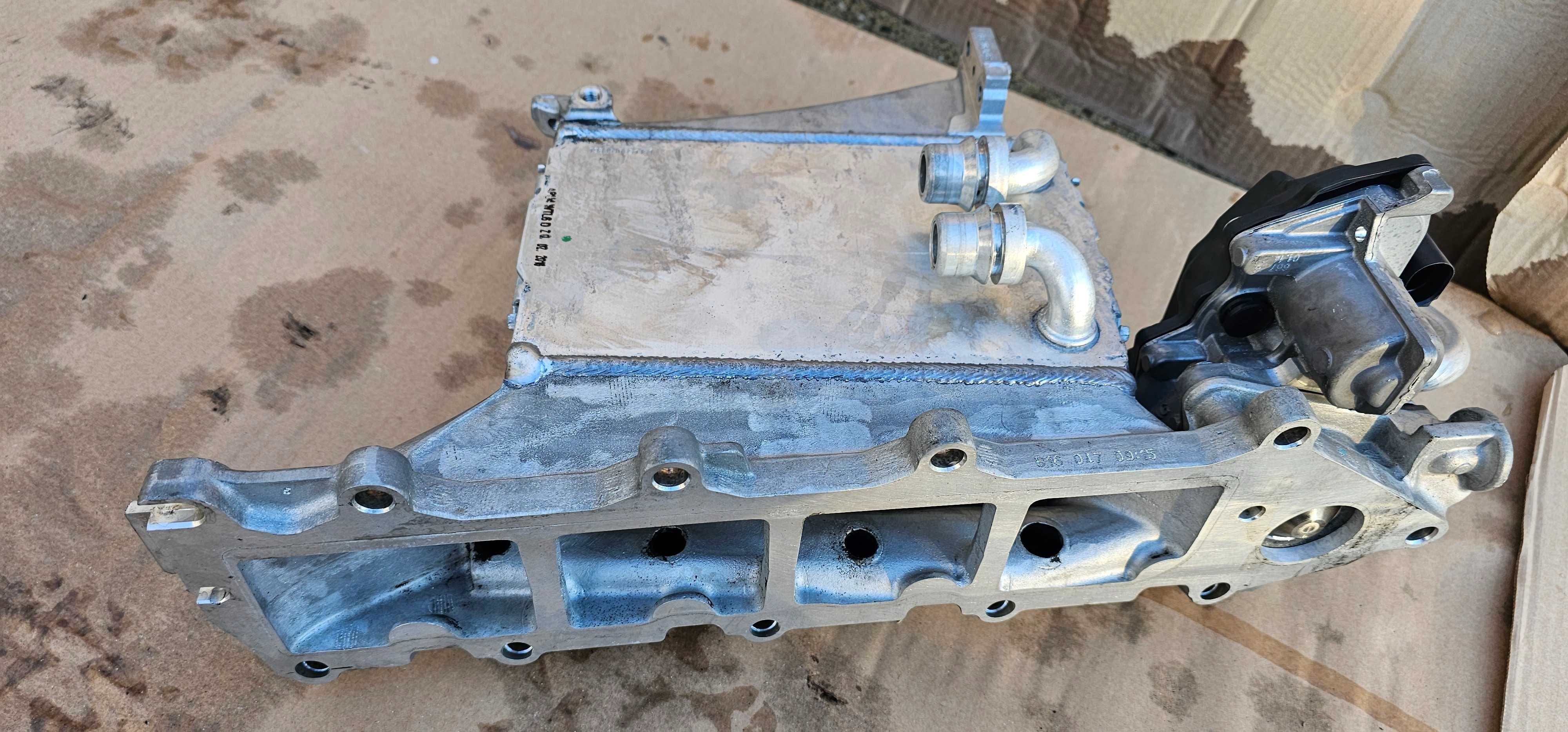 Radiator intercooler admisie AUDI A4 B8 A5 8T Q5 8R A6 C7 CSU CNH
