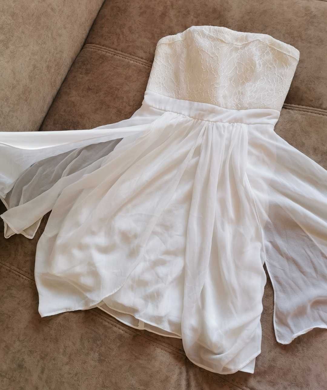 Бяла лятна рокля - размер Xs
