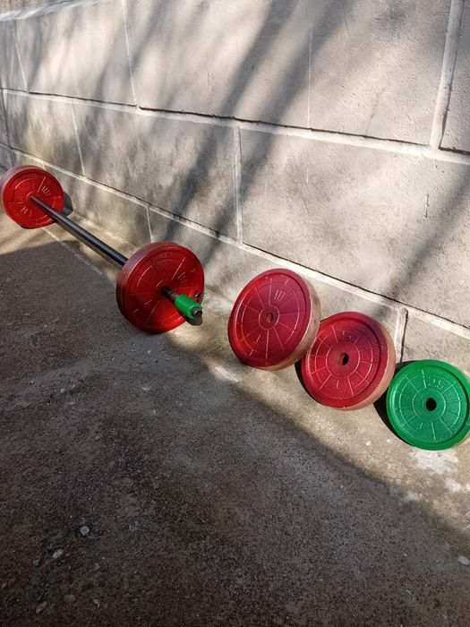 Продам штангу 60 кг.