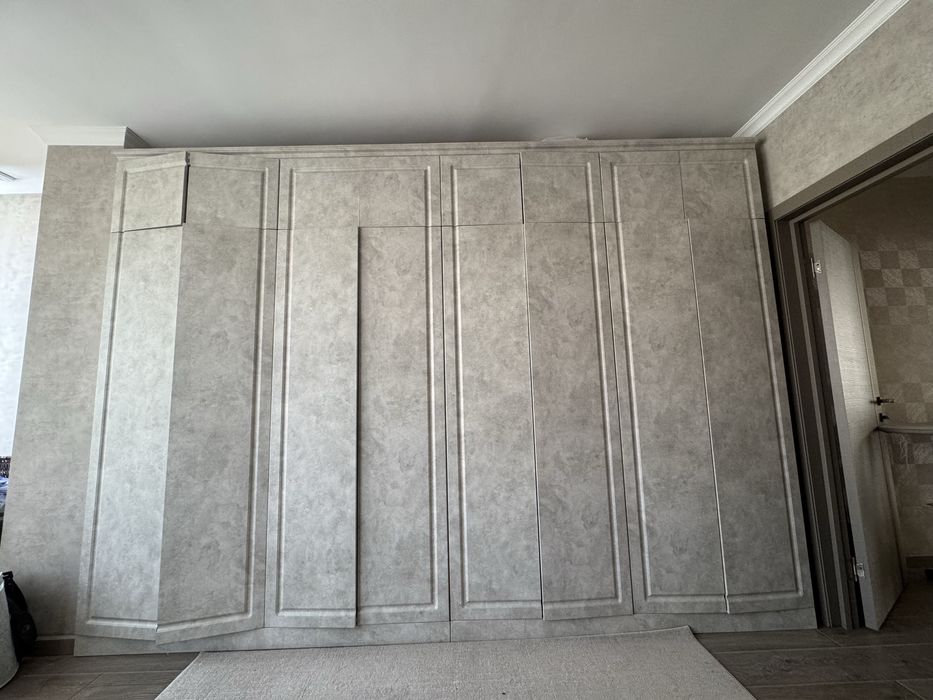 Шкаф в отличном состояний