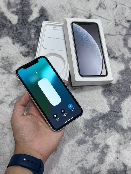 iPhone xr sotiladi