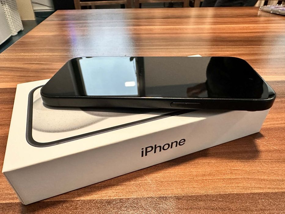 iphone 15 black 128GB