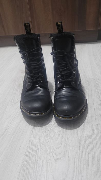 Bocanci Dr. Martens 1460 îmblăniți,  piele naturală, mărimea 40