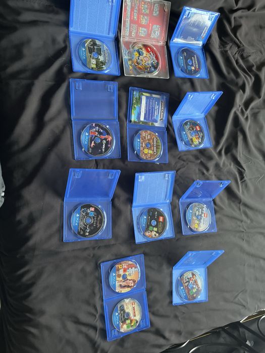 Ps4,2manete,casti,13jocuri,cabluri, tot