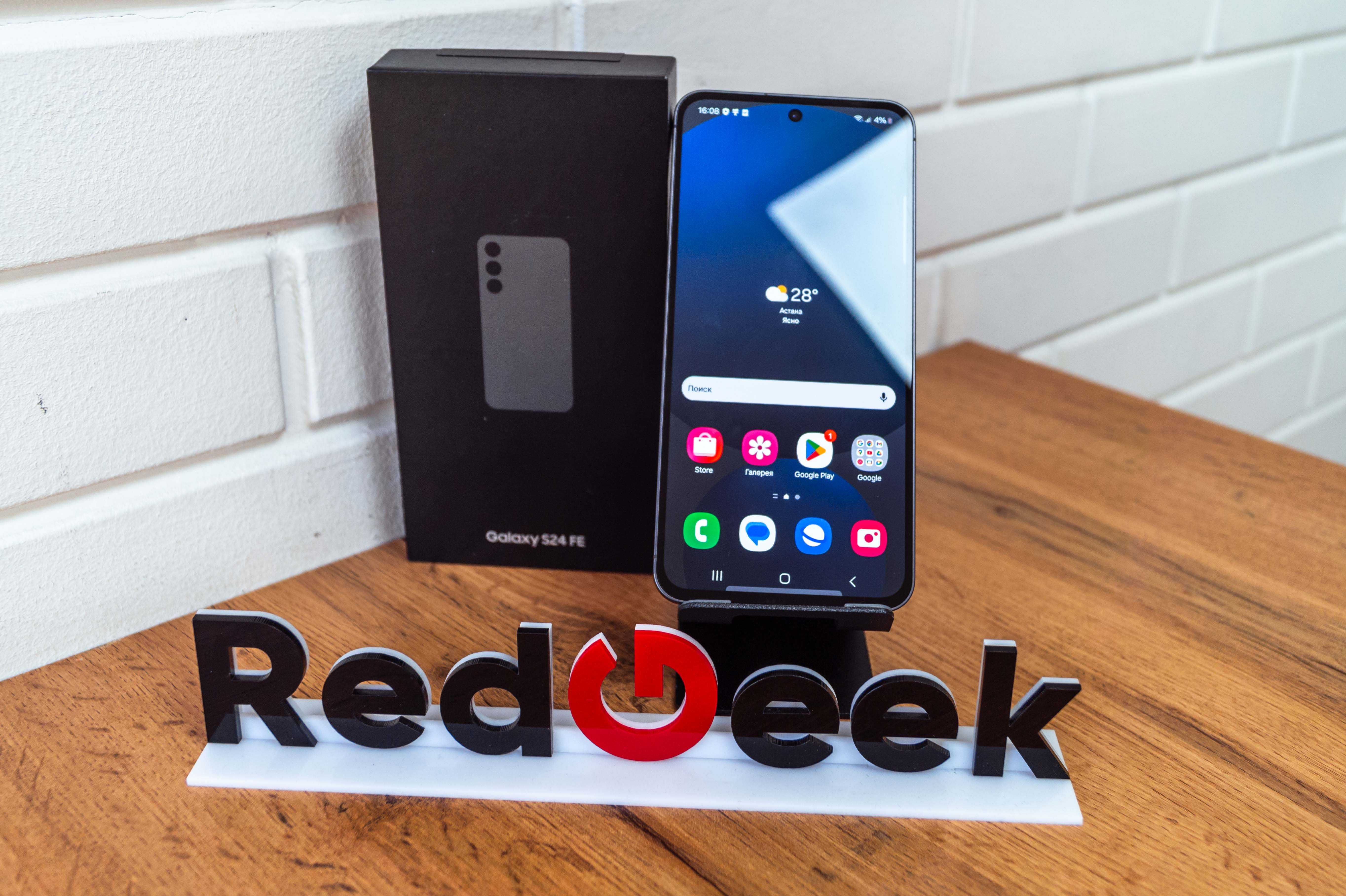 Новый Samsung Galaxy S24 FE|Graphite| 128 ГБ|Распечатанный | Red Geek