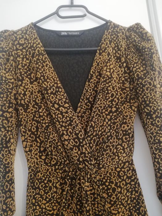 Vand rochita Zara 50 lei, mărimea Xs/s