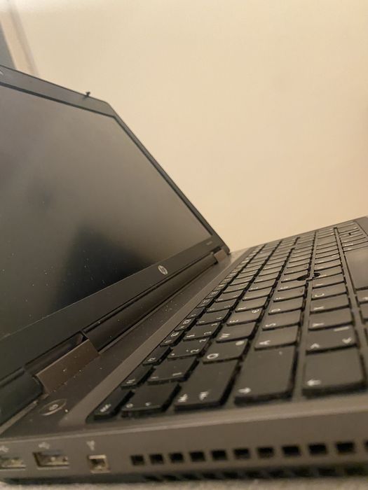 Laptop hp stare buna .