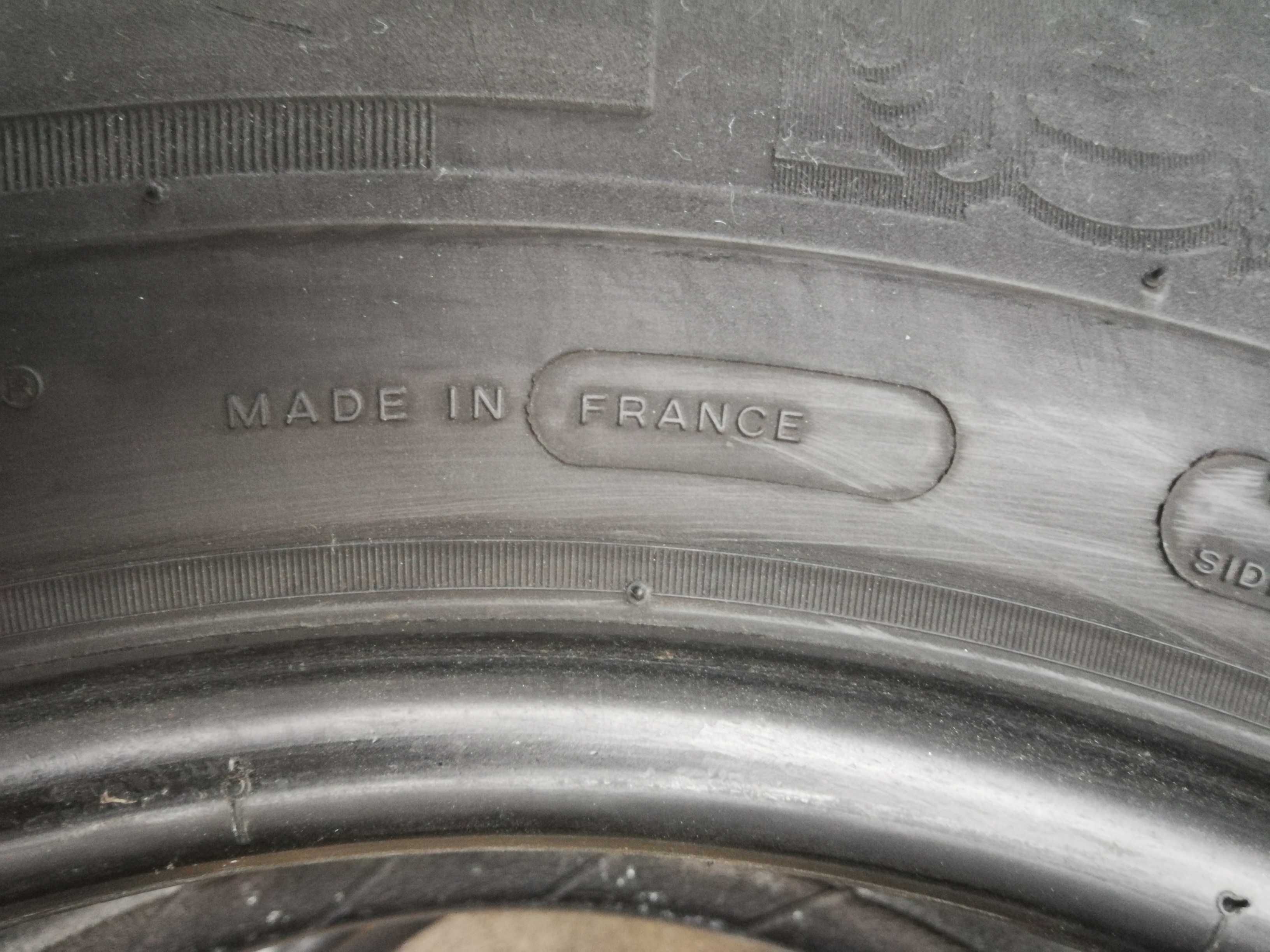 2 бусови зимни гуми R16C 235/65 Michelin Agilis Alpin 115/113R M+S 8PR