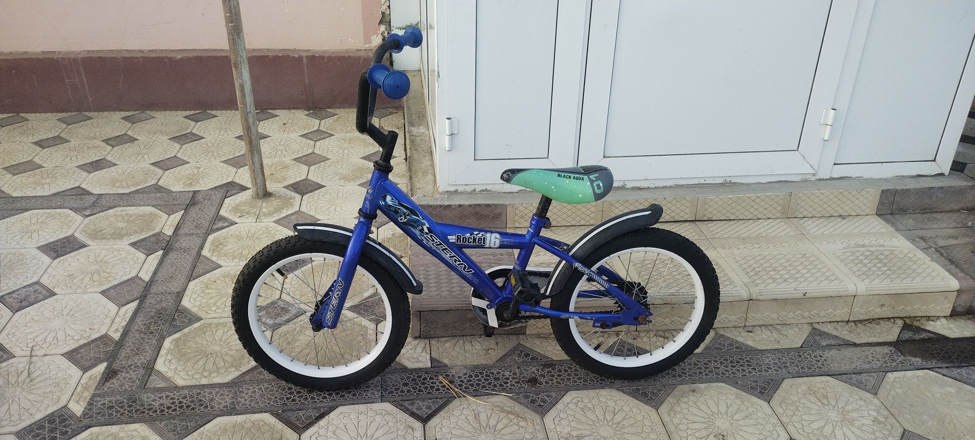 Rossiyskiy Velosiped sotiladi Razmer 16