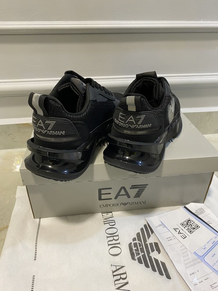 Adidasi Emporio Armani