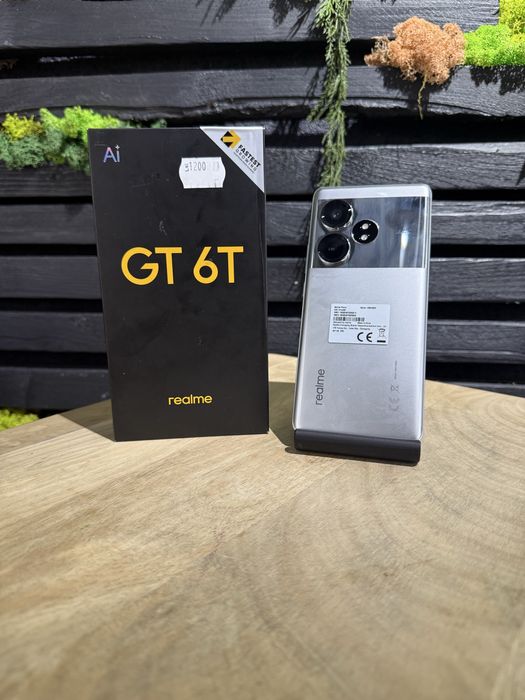 Realme Gt 6T 256gb/8gb ram Silver Ca Nou Liber de retea/Fact+Garantie