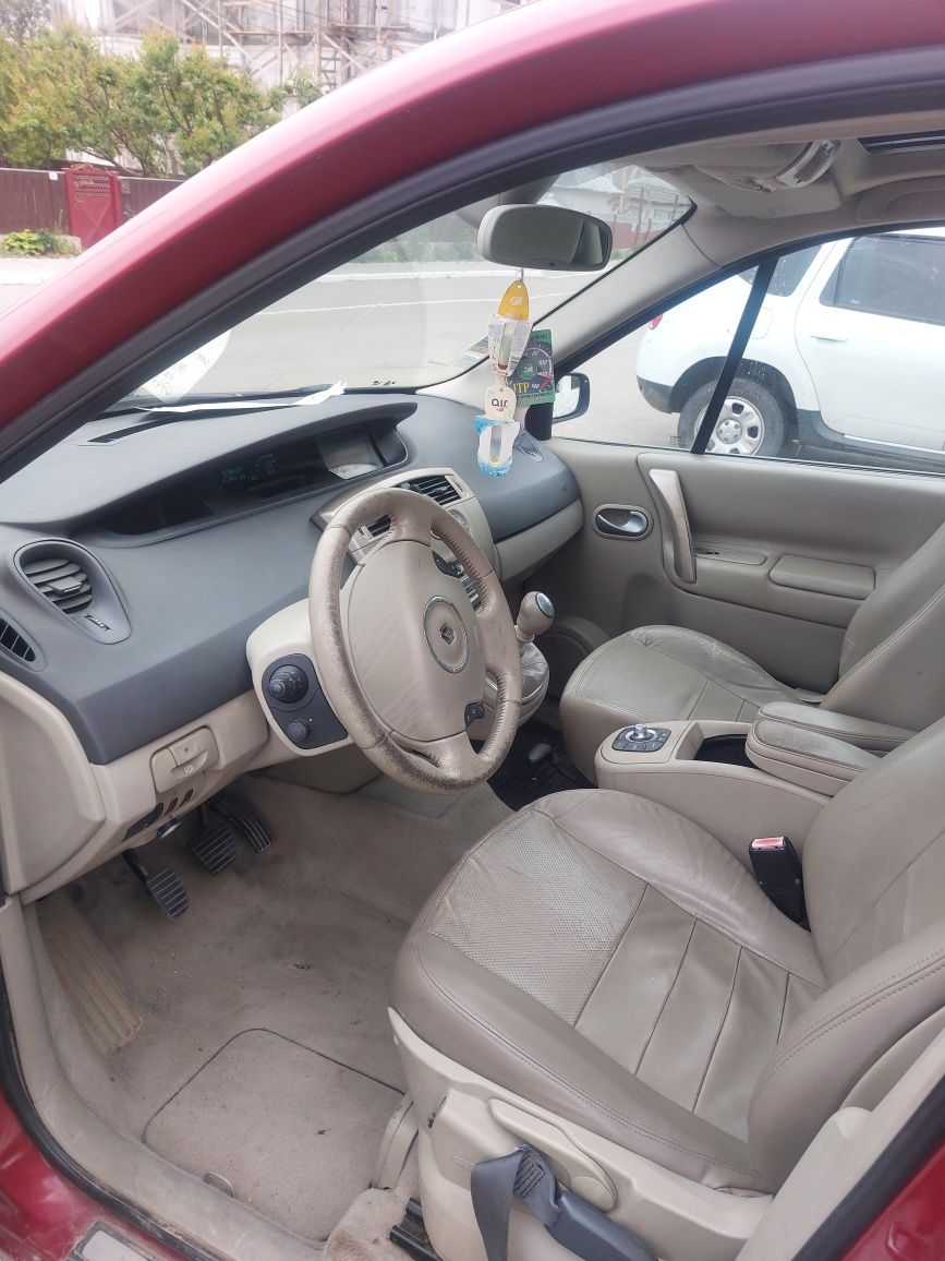 Renault grand scenic 2009 7 locuri