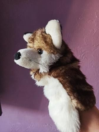 Игрушка на руку волк