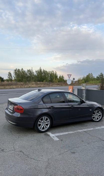 BMW seria 3 E 90 2.0D  163 CP