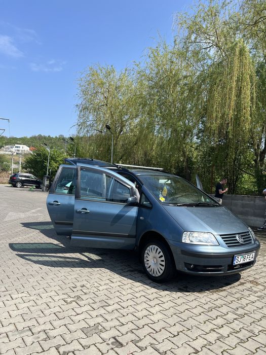 Vând Sharan  1.9 TDI