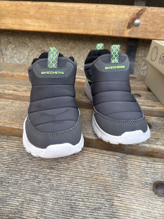Детски обувки skechers 33 номер