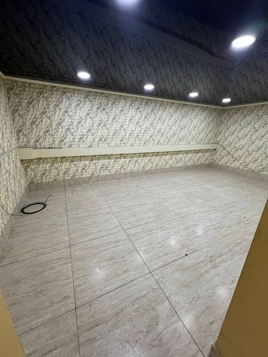 Сдаётся в аренду 70 кв.м цокольный этаж