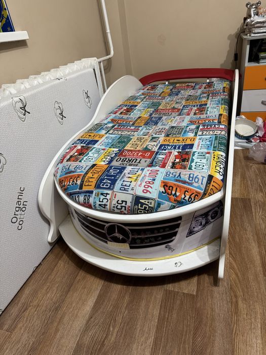 Продам кровать детскую