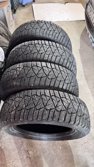 Продам зимнию шины R15 195/65