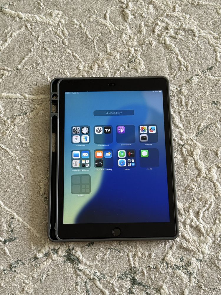 Продам iPad 7-th generation