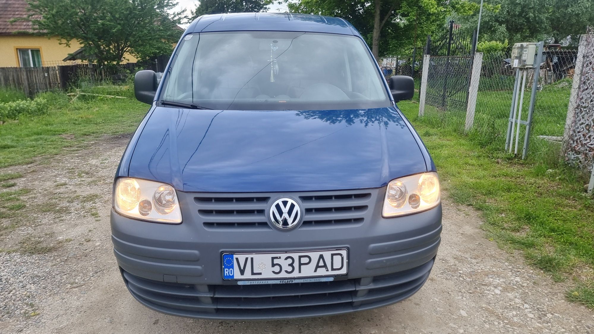 Vw Caddy An 2008  De 5 Locuri Proprietar Aer condiționat!