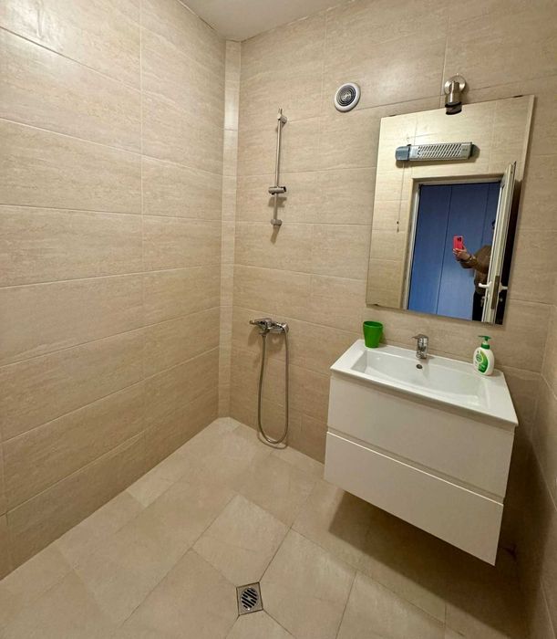 Дава се под наем Тристаен апартамент в София, Център - 110 кв.м за 990 € - Снимка #9