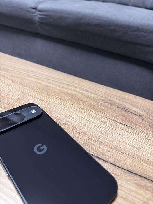 Google Pixel 9 12/256 black
