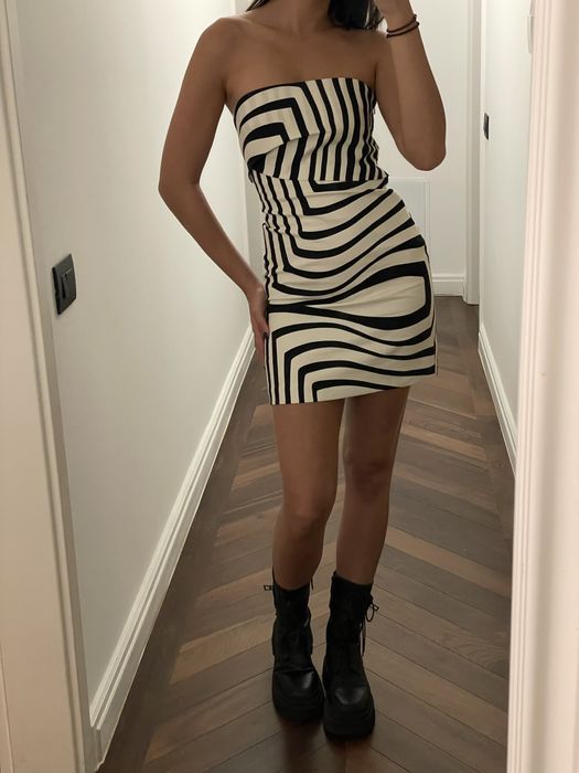 Rochie cu dungi din in si bumbac Zara