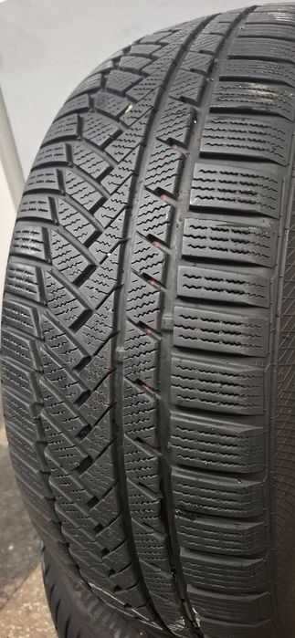 2бр. 235/50/19 Continental ХL 6.5mm грайфер,дот 22г .Безплатен монтаж