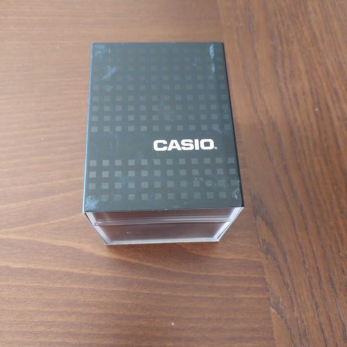 Часовник Casio Edifice  EQS-500