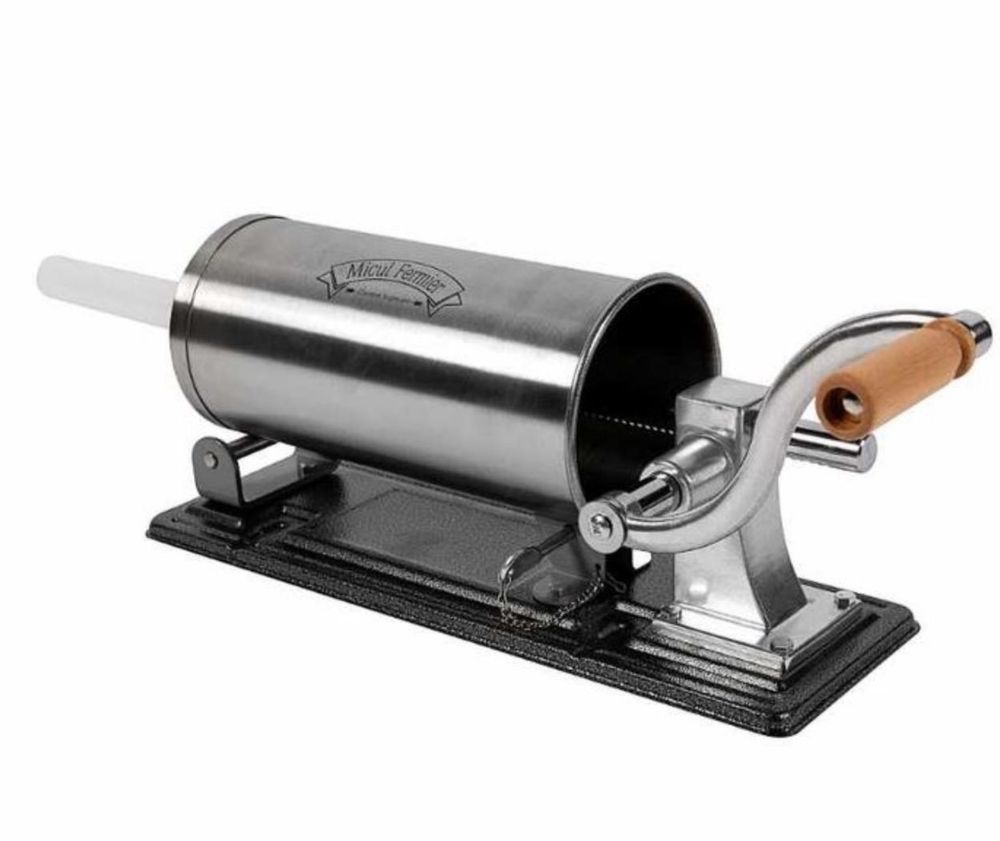 Masina de Carnati 1.5/2.5/3/4/5.5kg Orizontal,Inox,5 Palnii