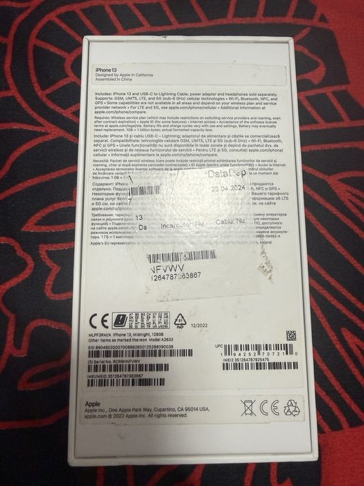 Vand iphone 13,in stare excelenta