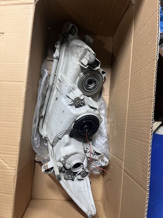 Тойота камри 40 фары