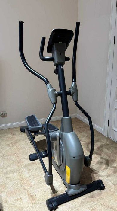 Эллиптический тренажер