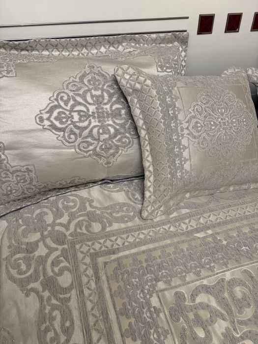 Pokrivalo nabor toshli, Dubaydan keltirilgan, sarpoga qo’yishga